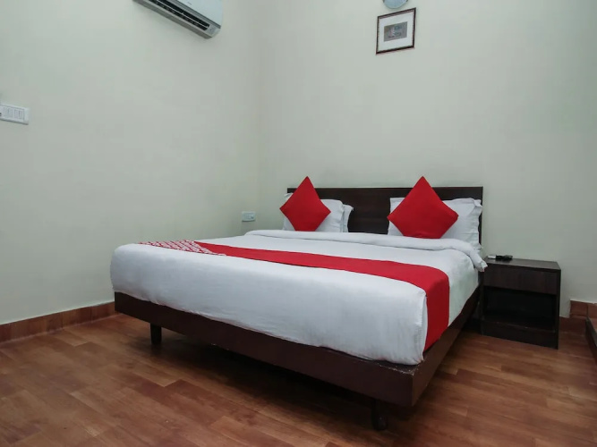 OYO 6894 Hotel White Lily