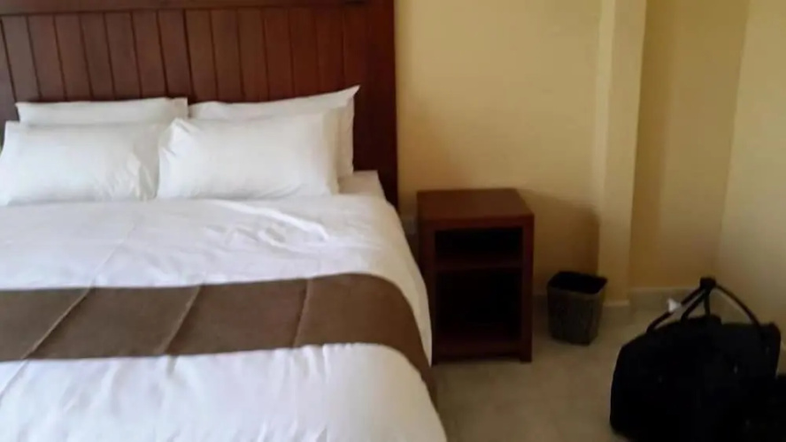 Pebble Rock Lodge