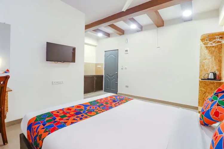 Fabexpress Athasri Inn Hsr