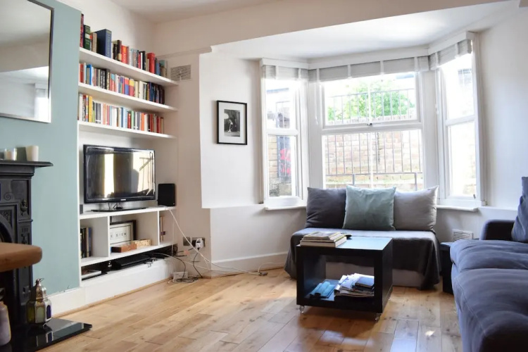 1 Bedroom Flat In Lower Clapton, Hackney