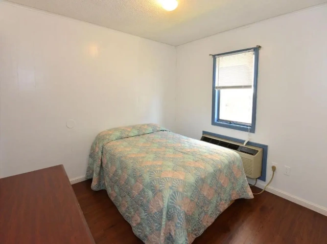 3 Bedrooms Apartment