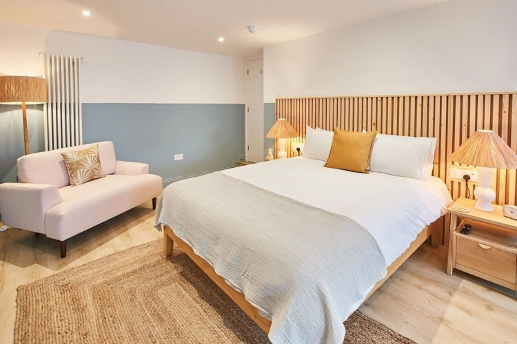 Deluxe Quadruple room
