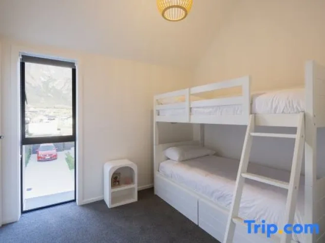 3 Bedrooms Standard room