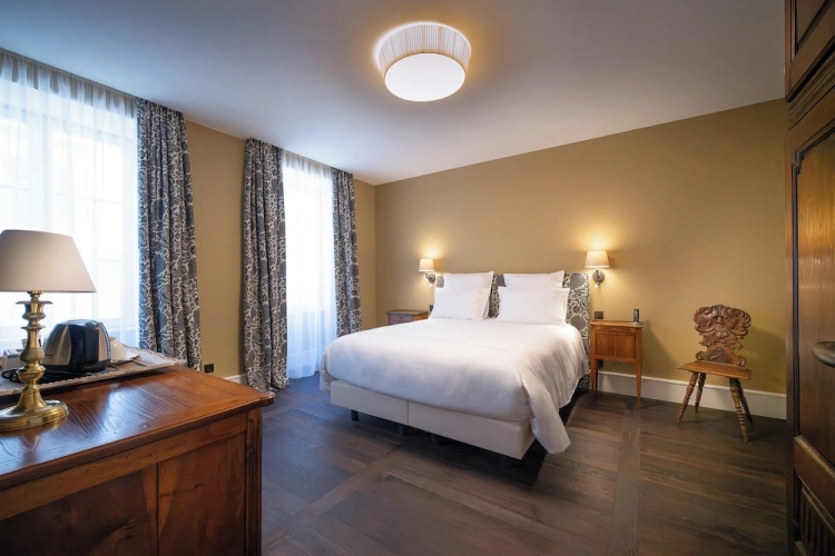 Comfort room