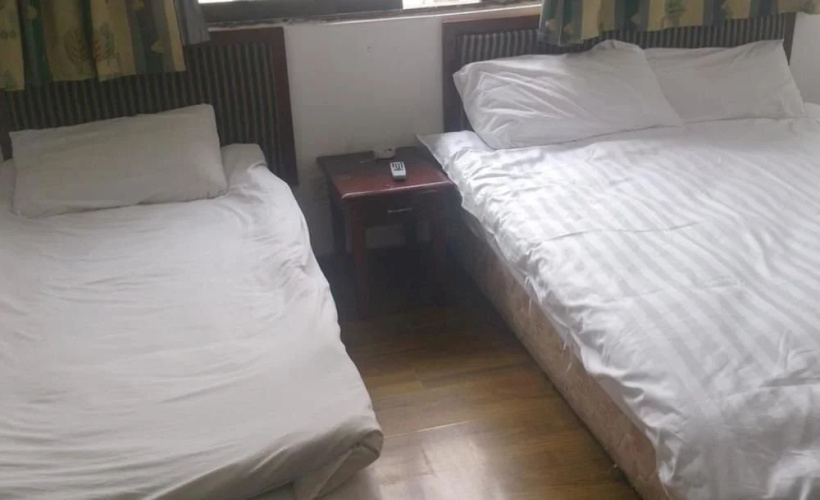 Guanzhong Hostel