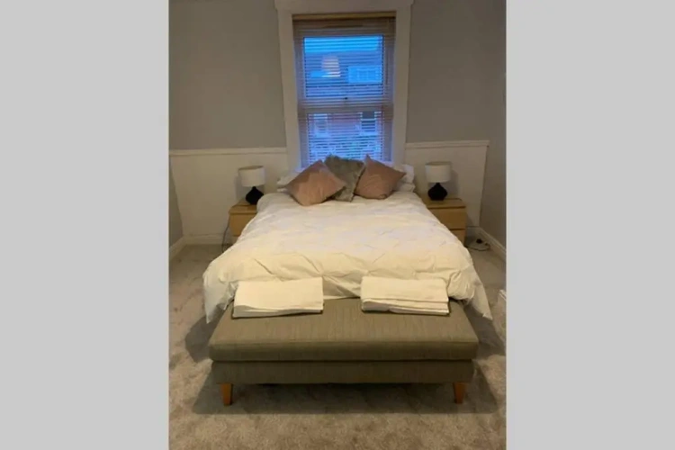 3 Bedrooms Cottage