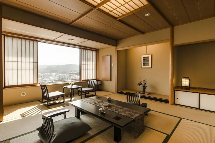Standard room with mountain view