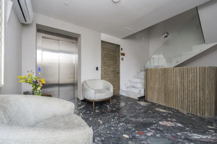 Elefant by Naya Homes