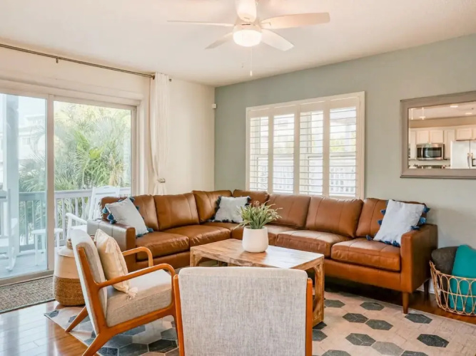 Sunshine Lane by Distinctive Beach Rentals