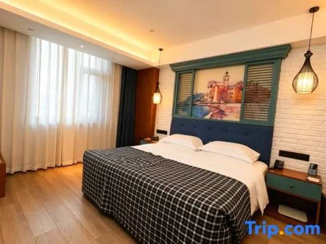 Executive Suite with city view