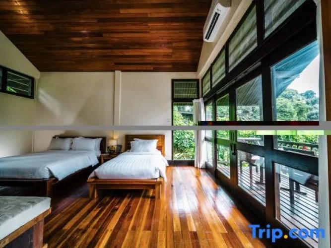 Deluxe Double Chalet
