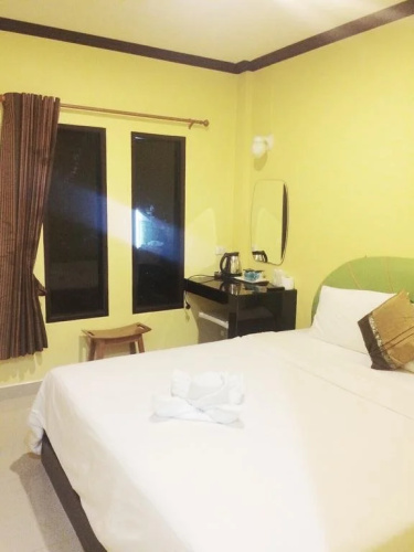 Tharadol Resort(ธาราดล รีสอร์ท ชุมพร)