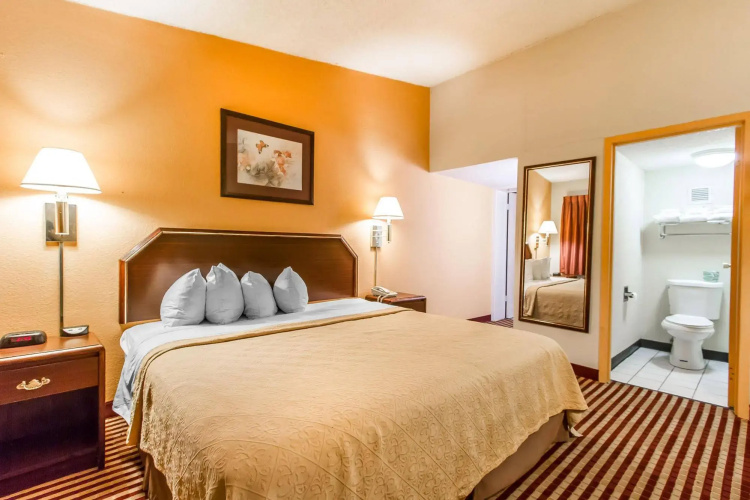 Rodeway Inn