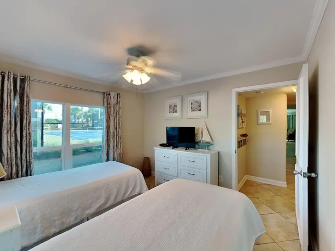Standard room with balcony and with garden view