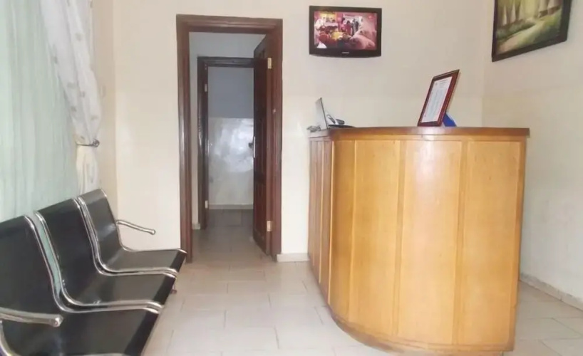 Franphinas Suites and Hotel