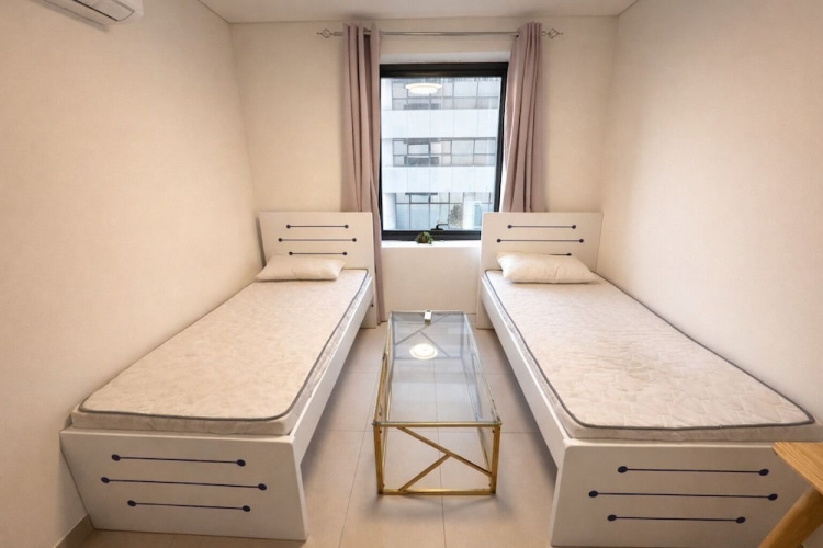 emaro hostel