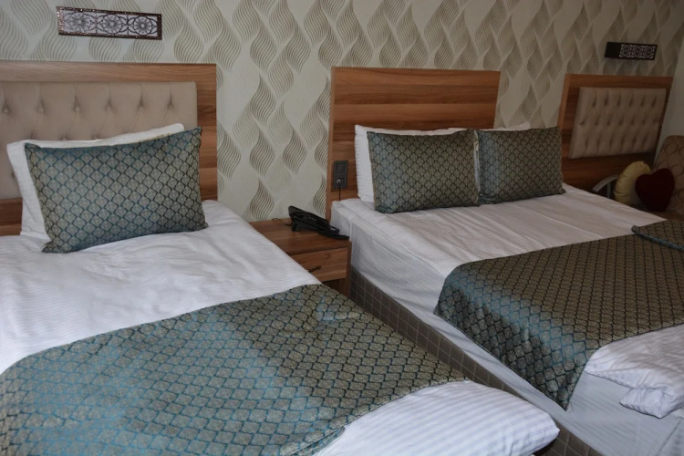 Ada Hotel