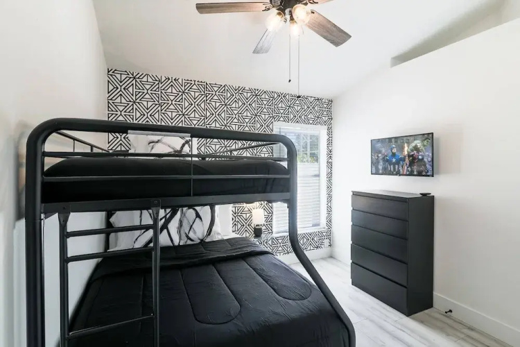 Modern Dream Disney Vacation Getaway Pool