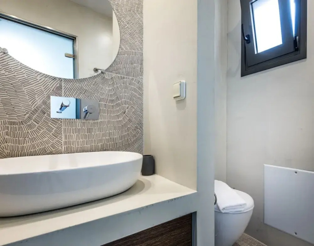 Syntagma modern new flat - large balcony