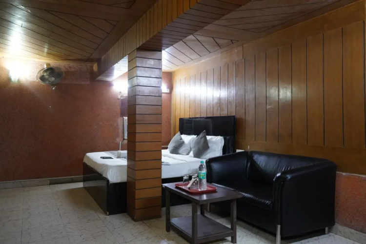 Hotel Quadis Noida Sector 15