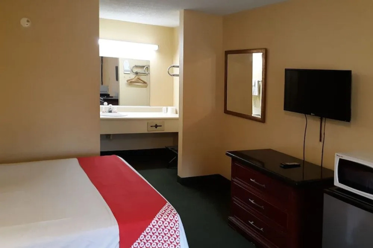 Super Value Inn