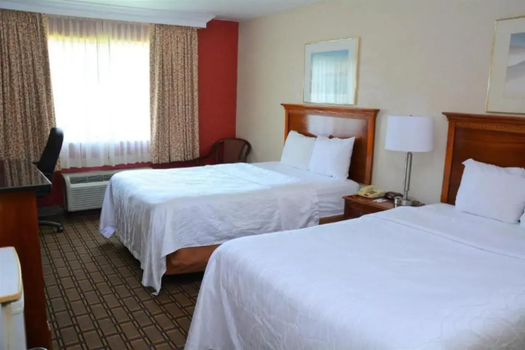 Holiday Inn Express Columbus-North