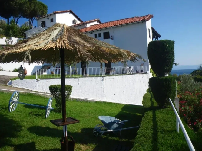 Studio with sea view