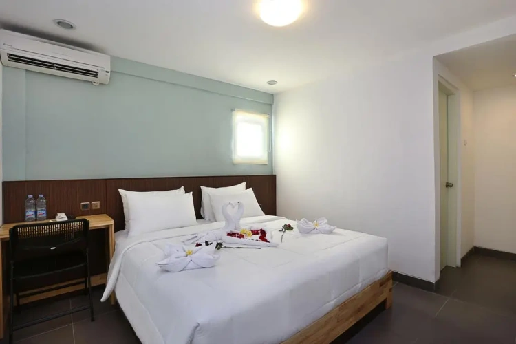 Superior Double room with city view