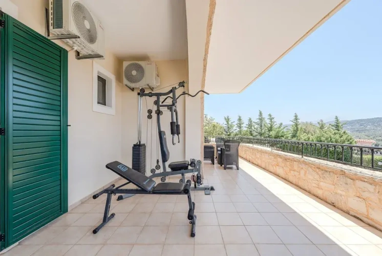 4 Bedrooms Villa with balcony and with mountain view