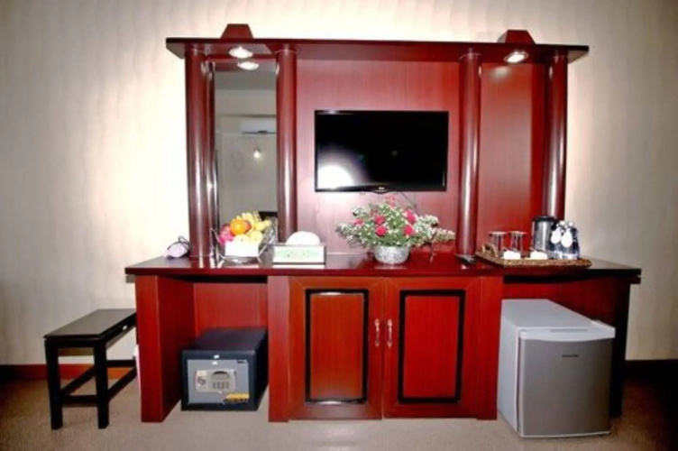Diamond Crown Hotel