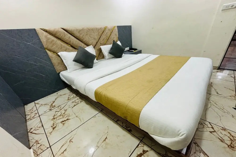 Hotel Heritage - Gurukul