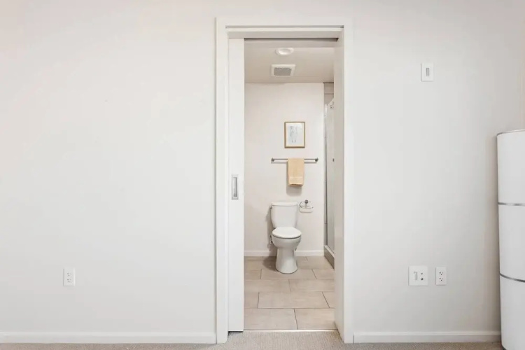 Upscale 3BR Penthouse by CozySuites