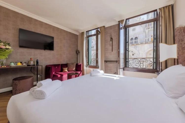 Deluxe room