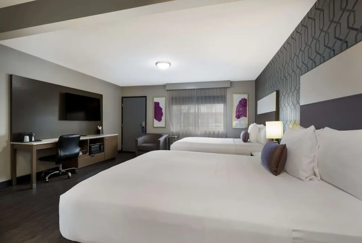 Deluxe Family room