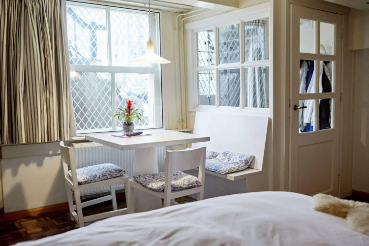 Bed & Apartment Singel 96