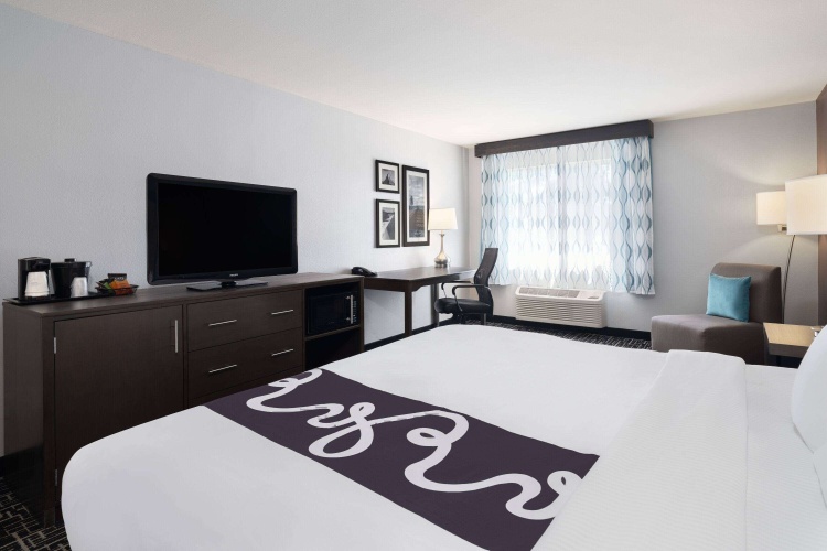 La Quinta Inn & Suites by Wyndham Pocatello photo 7