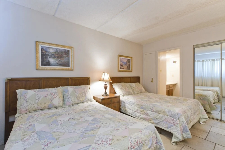 Villa Del Sol Condominium 304