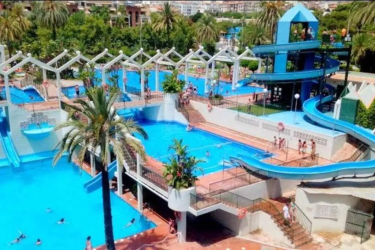 Benal Beach 705