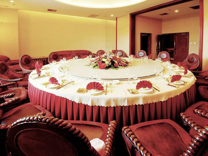 Mangshi Hotel