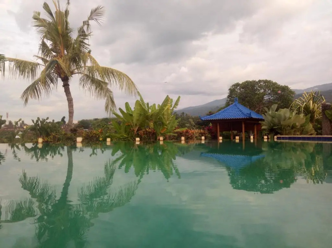 Ume Cantik Villa