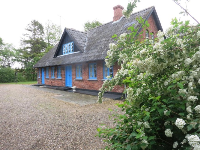 3 Bedrooms Villa