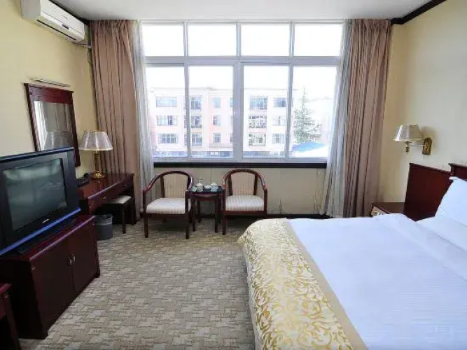 Luo Ping'an Xinju Express Hotel