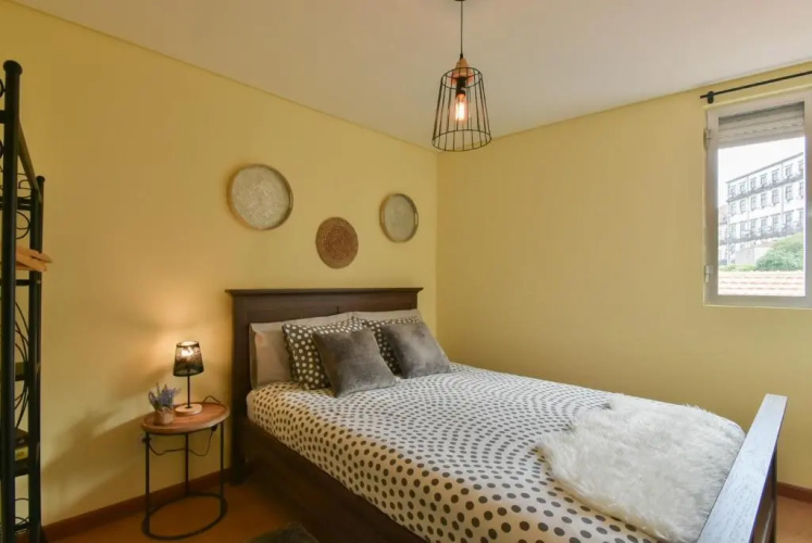 Clerigos Old Town Apartment