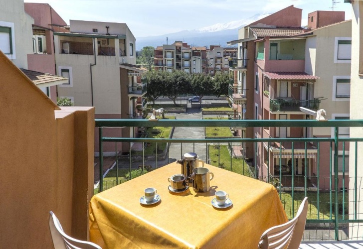 1 Bedroom Apartment with balcony