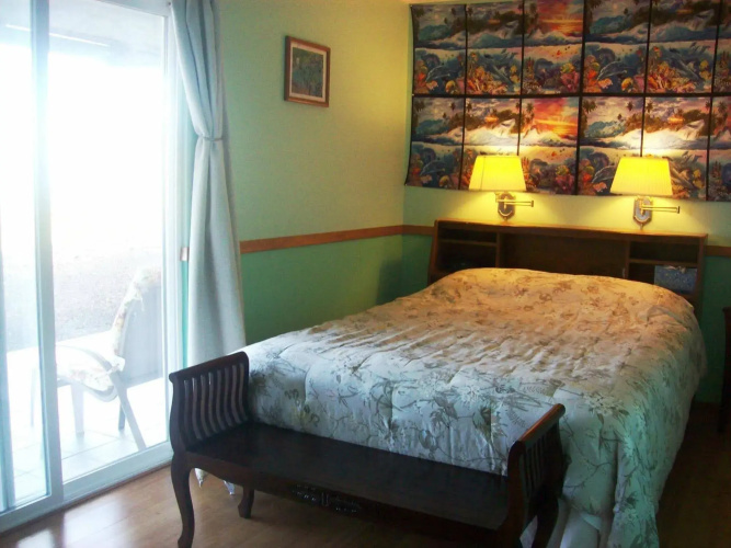 Mango Sunset Bed and Breakfast