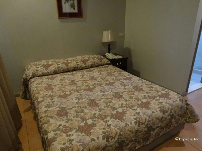 Casa Leticia Business Inn