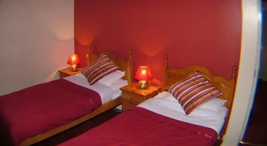 Gateway Lodge