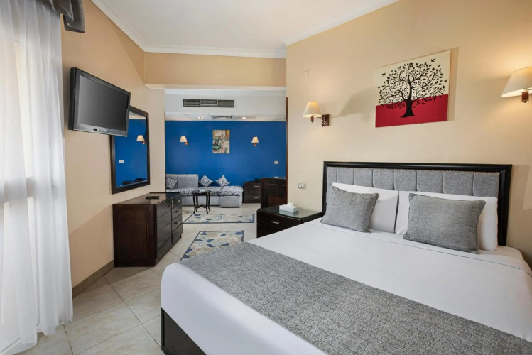 Holidays Express Hotel
