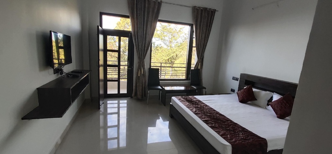 Deluxe Double room with balcony
