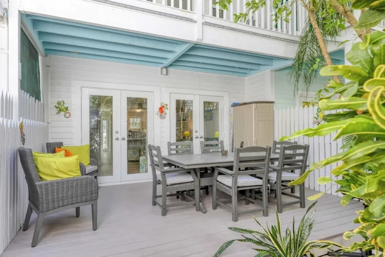 2 Bedrooms Cottage with balcony